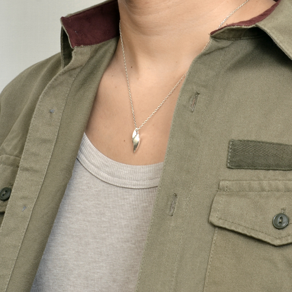 シルバーペアネックレス