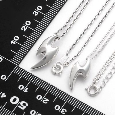 シルバーペアネックレス