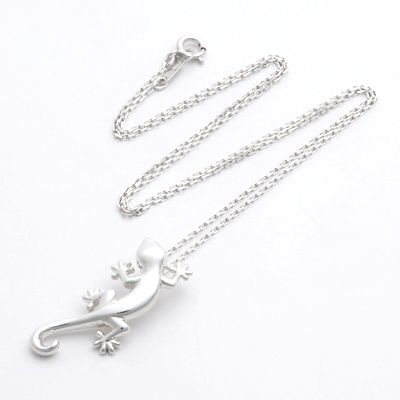 シルバーネックレス