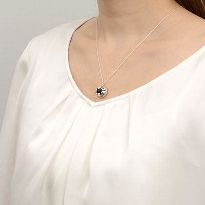シルバーネックレス