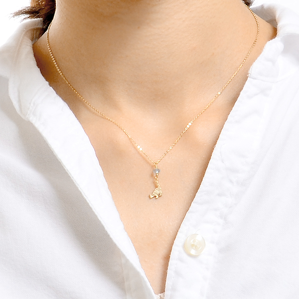 シルバーネックレス