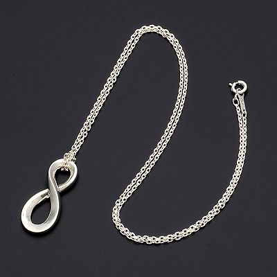 シルバーネックレス