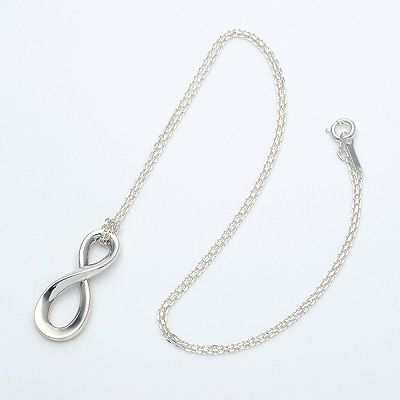 シルバーネックレス