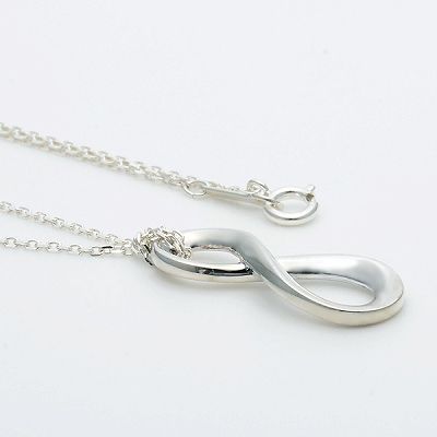 シルバーネックレス