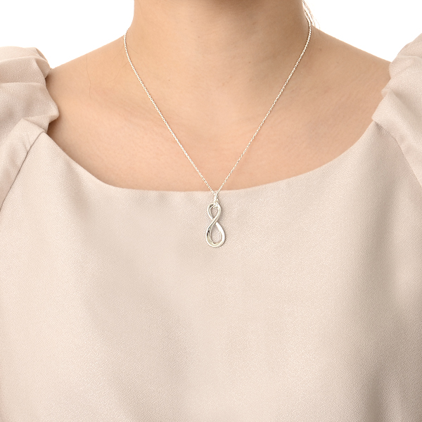 シルバーネックレス