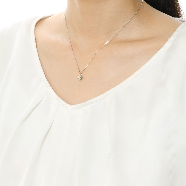 シルバーネックレス