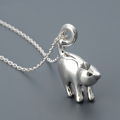 シルバーネックレス