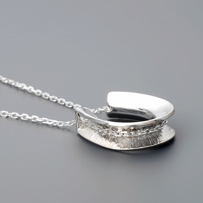 シルバーネックレス