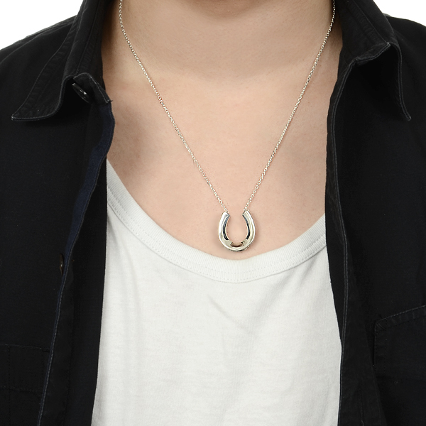 シルバーネックレス