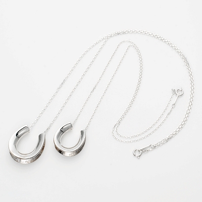 シルバーペアネックレス