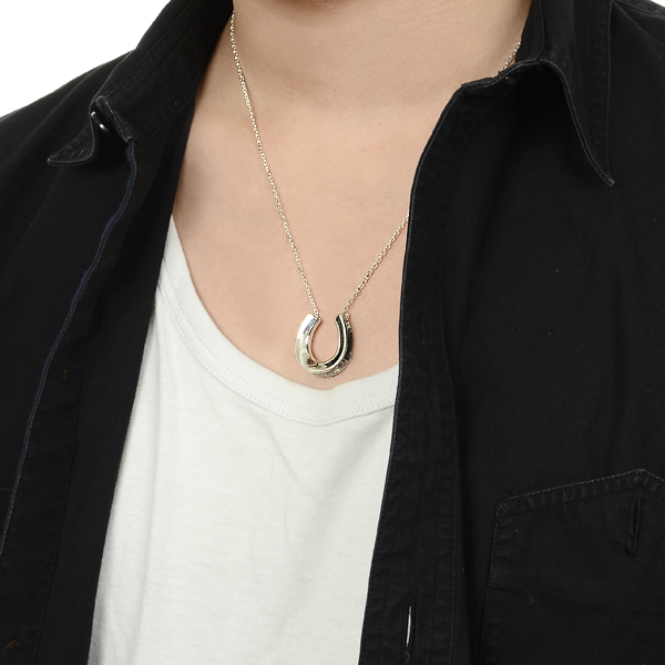 シルバーペアネックレス