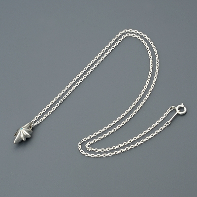 シルバーネックレス