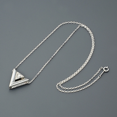 シルバーネックレス