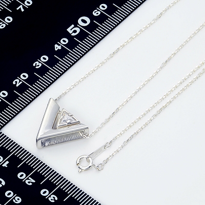 シルバーネックレス