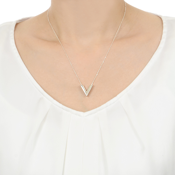 シルバーネックレス