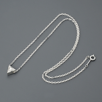 シルバーネックレス