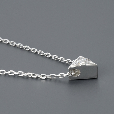 シルバーネックレス