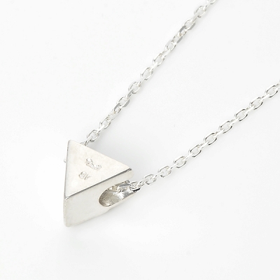 シルバーネックレス