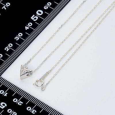 シルバーネックレス