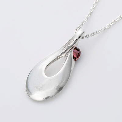 シルバーネックレス