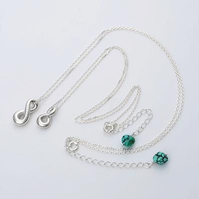 シルバーネックレス