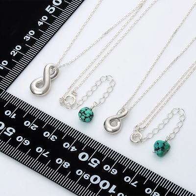 シルバーネックレス