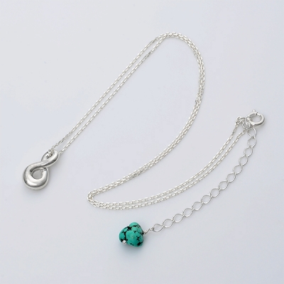 シルバーネックレス