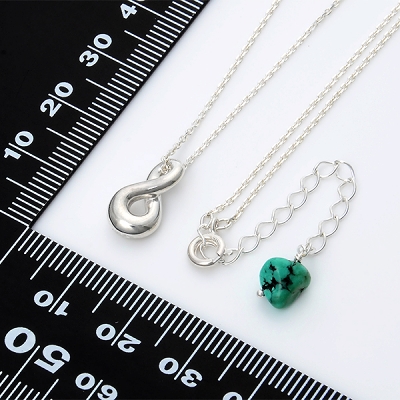 シルバーネックレス