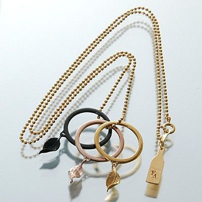 シルバーネックレス