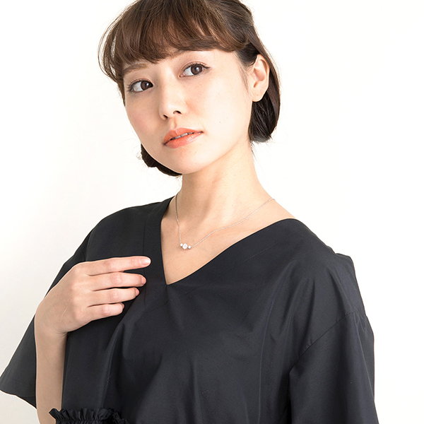 シルバーネックレス