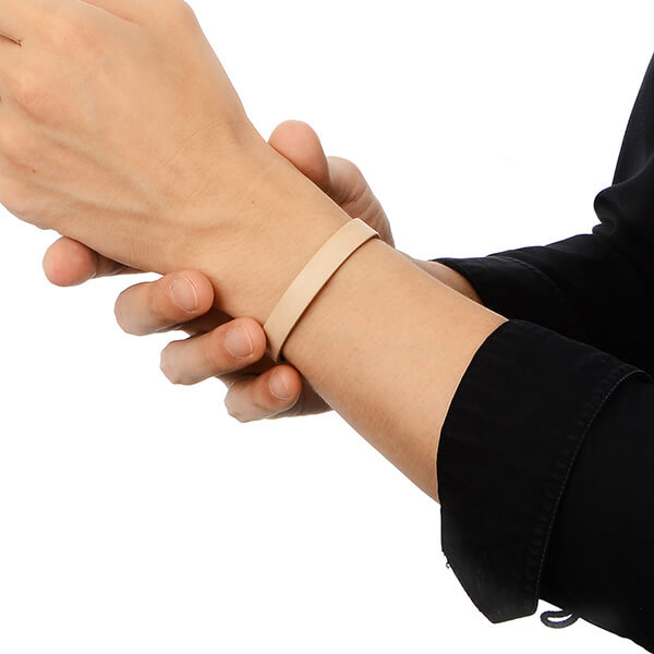 人気 レザーブレスレット 刻印 メッセージ 単品