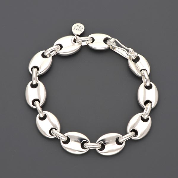 チェーンブレスレット