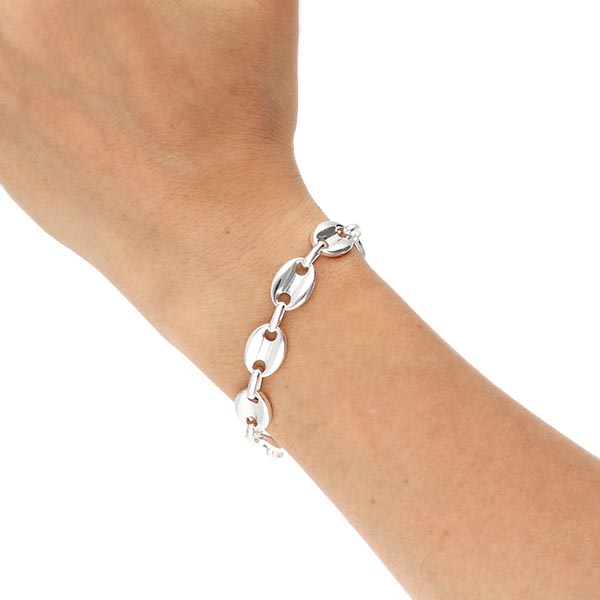 チェーンブレスレット