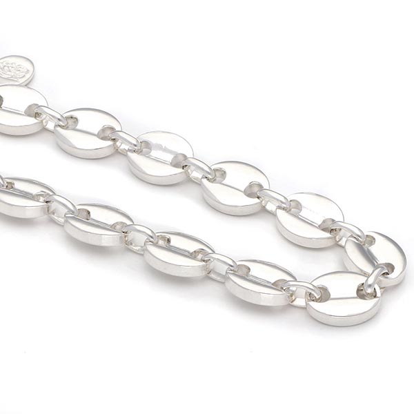 チェーンブレスレット