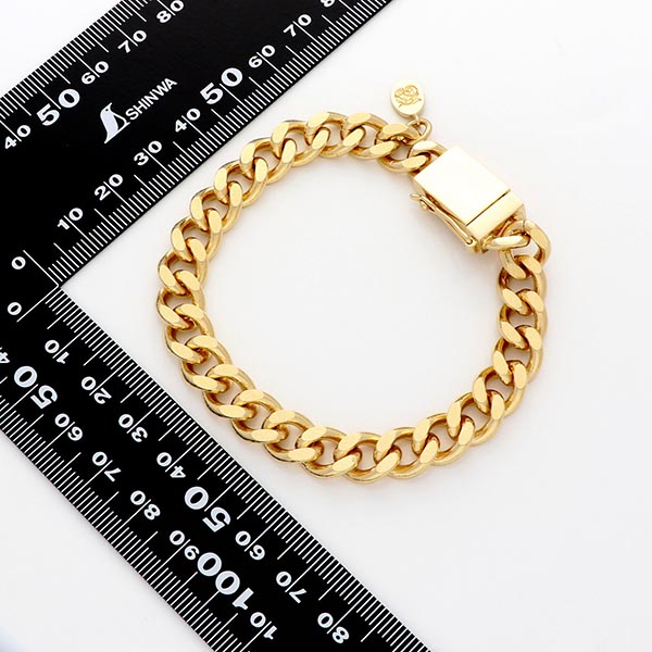 チェーンブレスレット