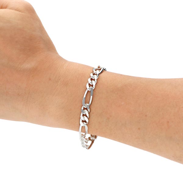 チェーンブレスレット