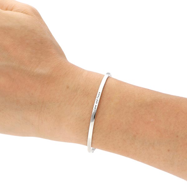 シルバーバングル