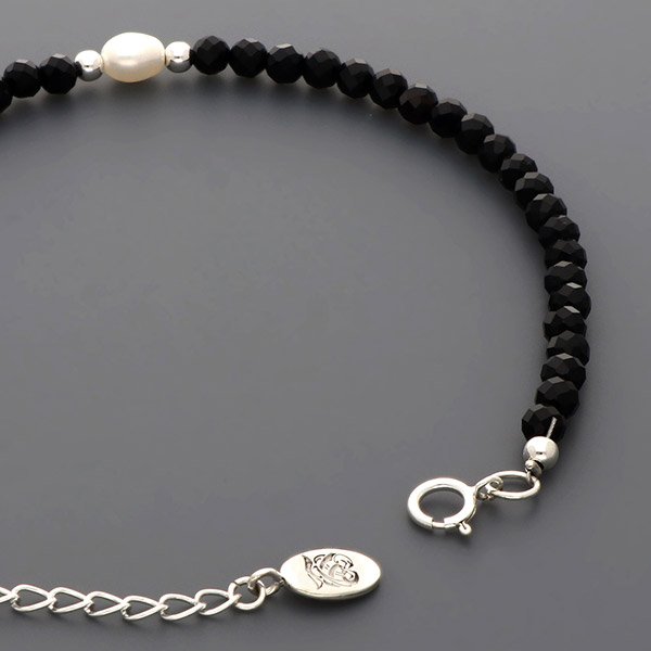 ビーズブレスレット