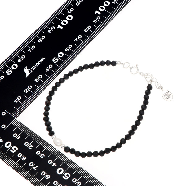 ビーズブレスレット