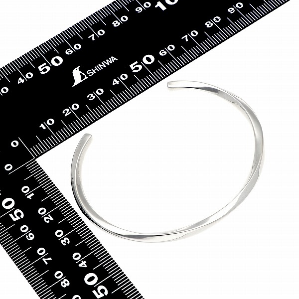 シルバーバングル