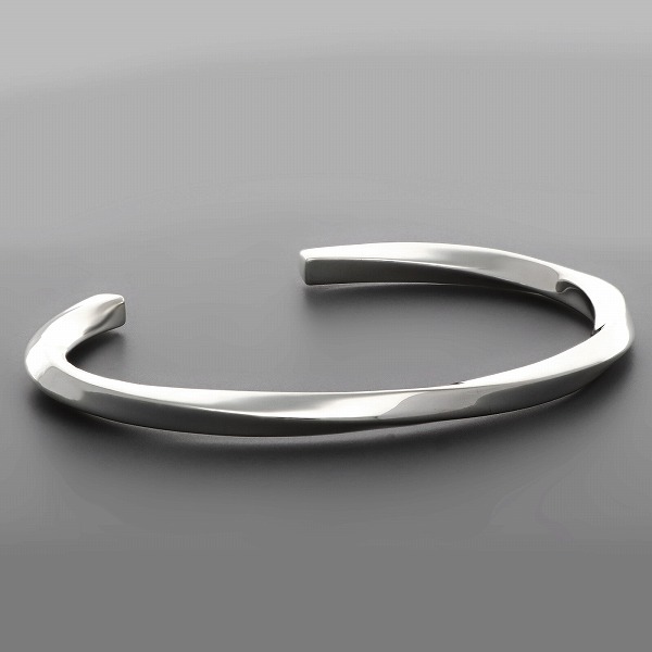 シルバーバングル