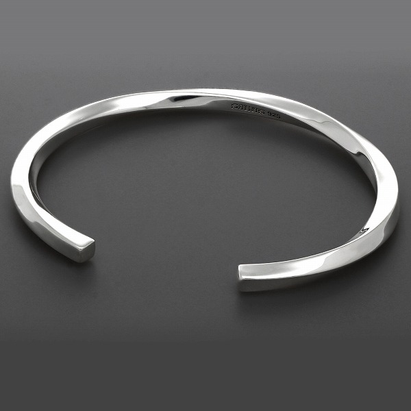 シルバーバングル