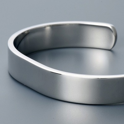 シルバーバングル