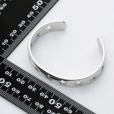 シルバーバングル