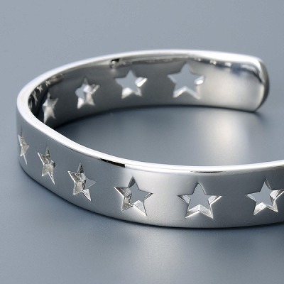 シルバーバングル