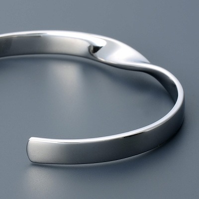 シルバーバングル