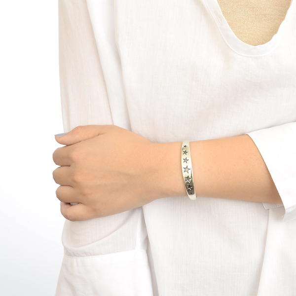 シルバーバングル