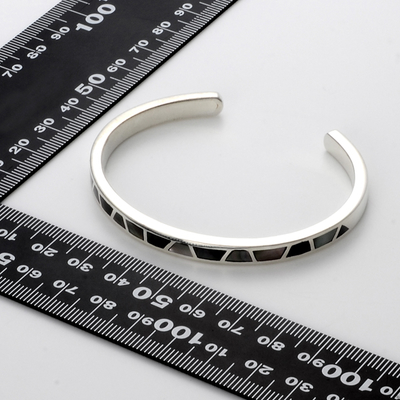 シルバーブレスレット