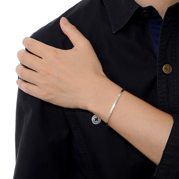 シルバーペアバングル