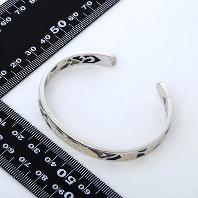 シルバーバングル